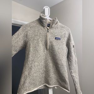 Women’s Patagonia quarter zip size medium